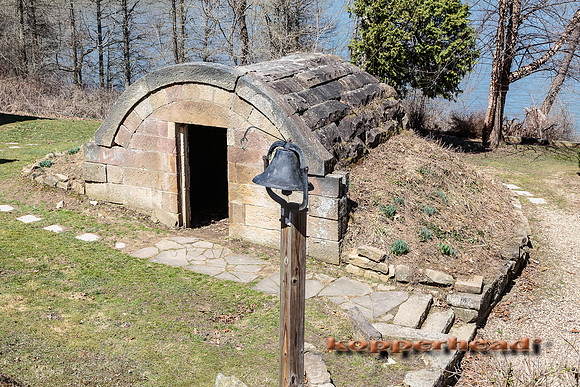 31031 04 2015 Kopperhead